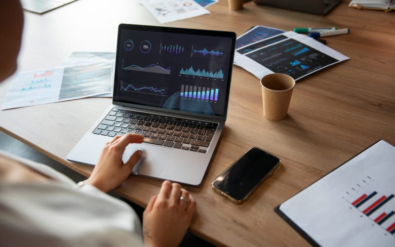 AK Digital: lleva tu negocio al siguiente nivel con BI