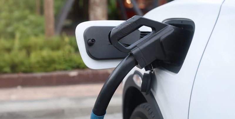 Baterías de alto voltaje: ideal para autos híbridos en Panamá