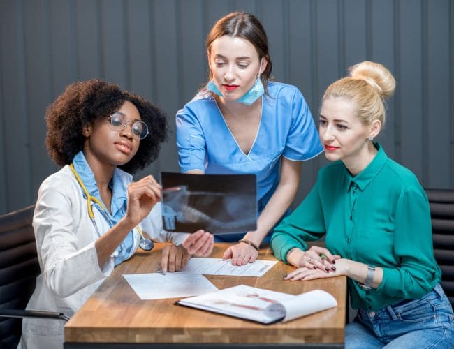 Estudiar Medicina y Cirugía en David, Panamá y ganar experiencia